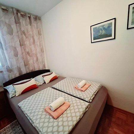 Bella Vista Apartment Umag Exterior photo